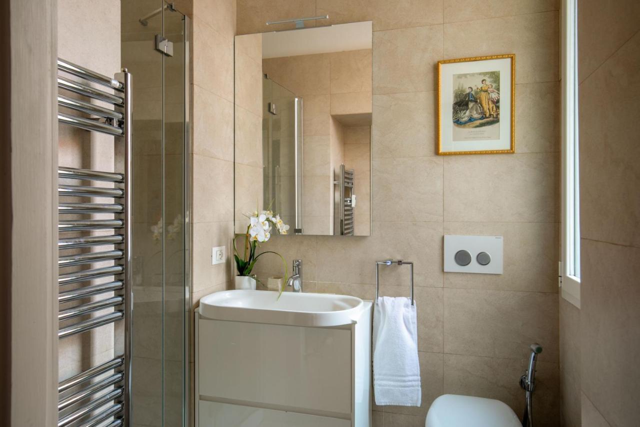 רומא Avignonesi Suites - Ca Domus Collection מראה חיצוני תמונה