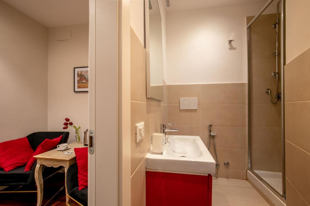 רומא Avignonesi Suites - Ca Domus Collection מראה חיצוני תמונה